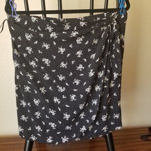 liz claiborne black and white floral skirt